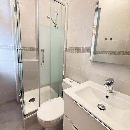 Apartman Spring Large Flat - 8p - 4 Bedrooms *