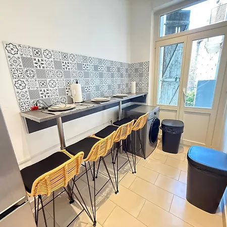Apartman Spring Large Flat - 8p - 4 Bedrooms