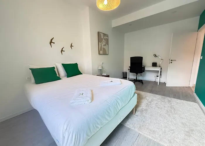 Spring Large Flat - 8p - 4 Bedrooms