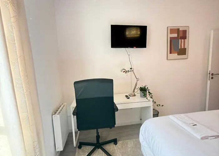 Spring Large Flat - 8p - 4 Bedrooms Apartment *