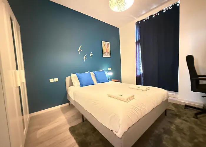 Spring Large Flat - 8p - 4 Bedrooms Apartment