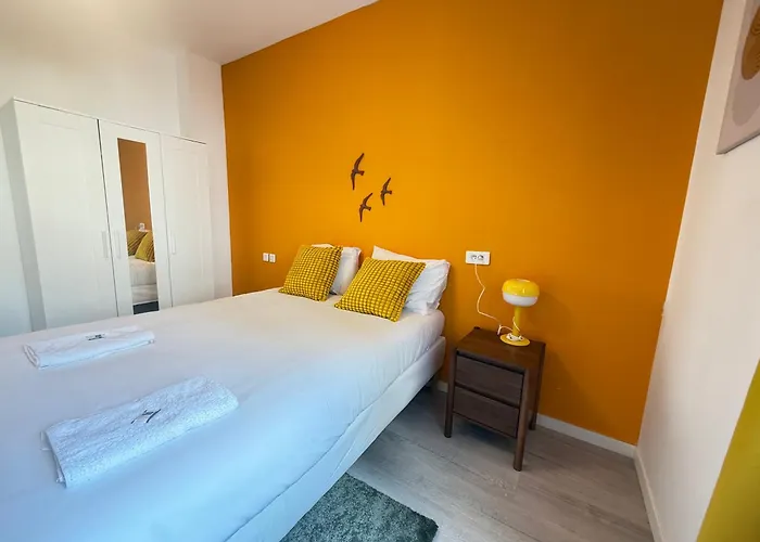 Spring Large Flat - 8p - 4 Bedrooms Apartment