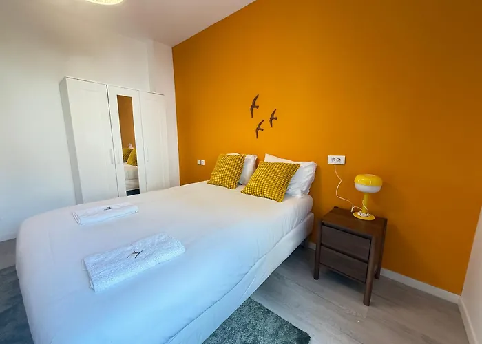 Spring Large Flat - 8p - 4 Bedrooms Apartment